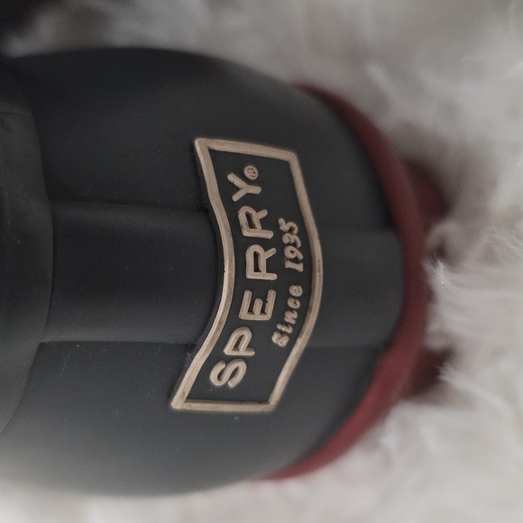 Sperry Saltwater Plaid Wool Duck Boots. Size 6 - Picture 3 of 9